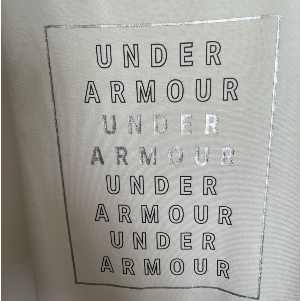 UNDER ARMOUR CROP SHIRT!